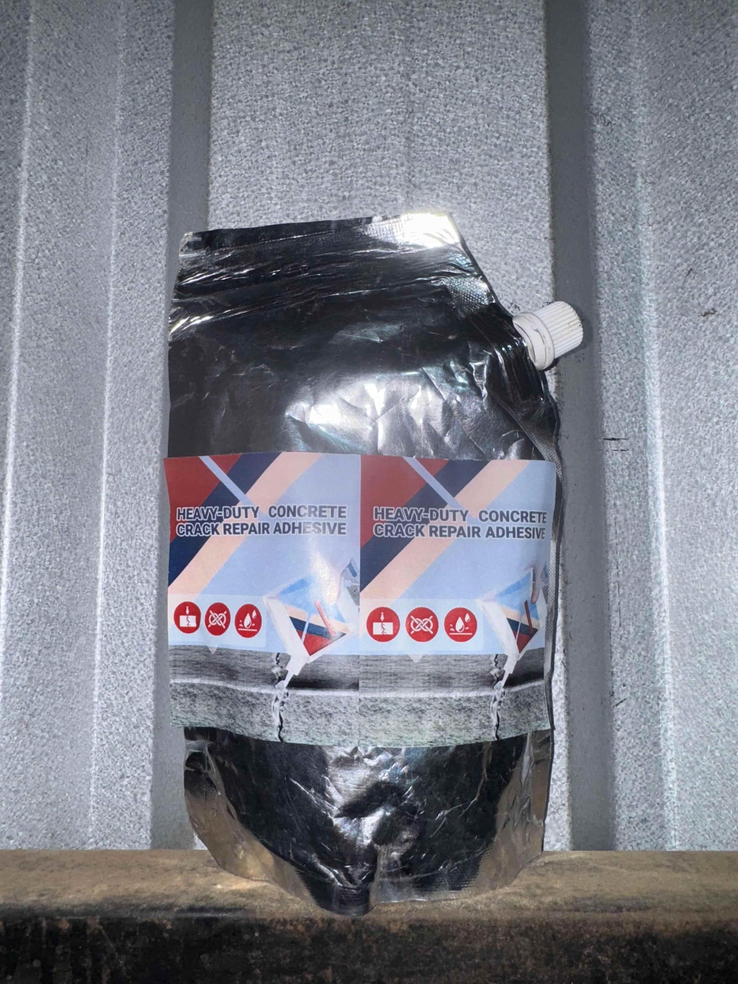 Heavy-Duty Concrete Crack Repair Adhesive 100 gm Pack of 1 - Catalyst Mart