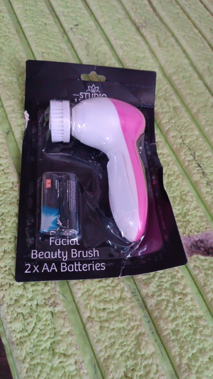 Facial Beauty Brush & Massager – Waterproof Face Cleansing Tool with 2 AA Batteries Included (1 Pc) - Catalyst Mart